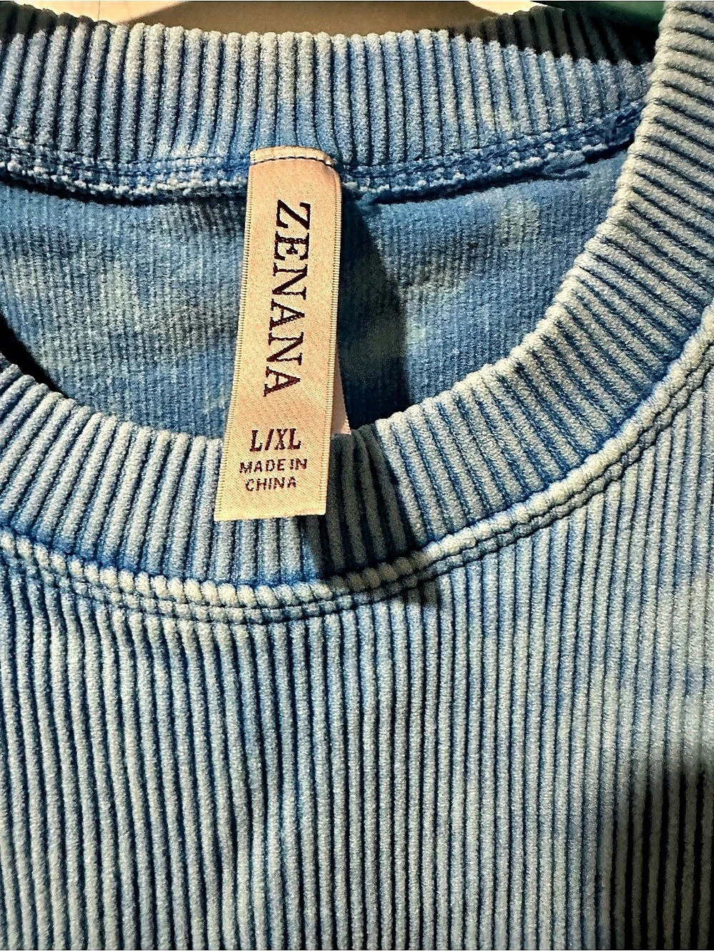 Zenana Mineral Washed Ribbed Cropped Tank Top Blue Large/XL - Picture 3 of 3
